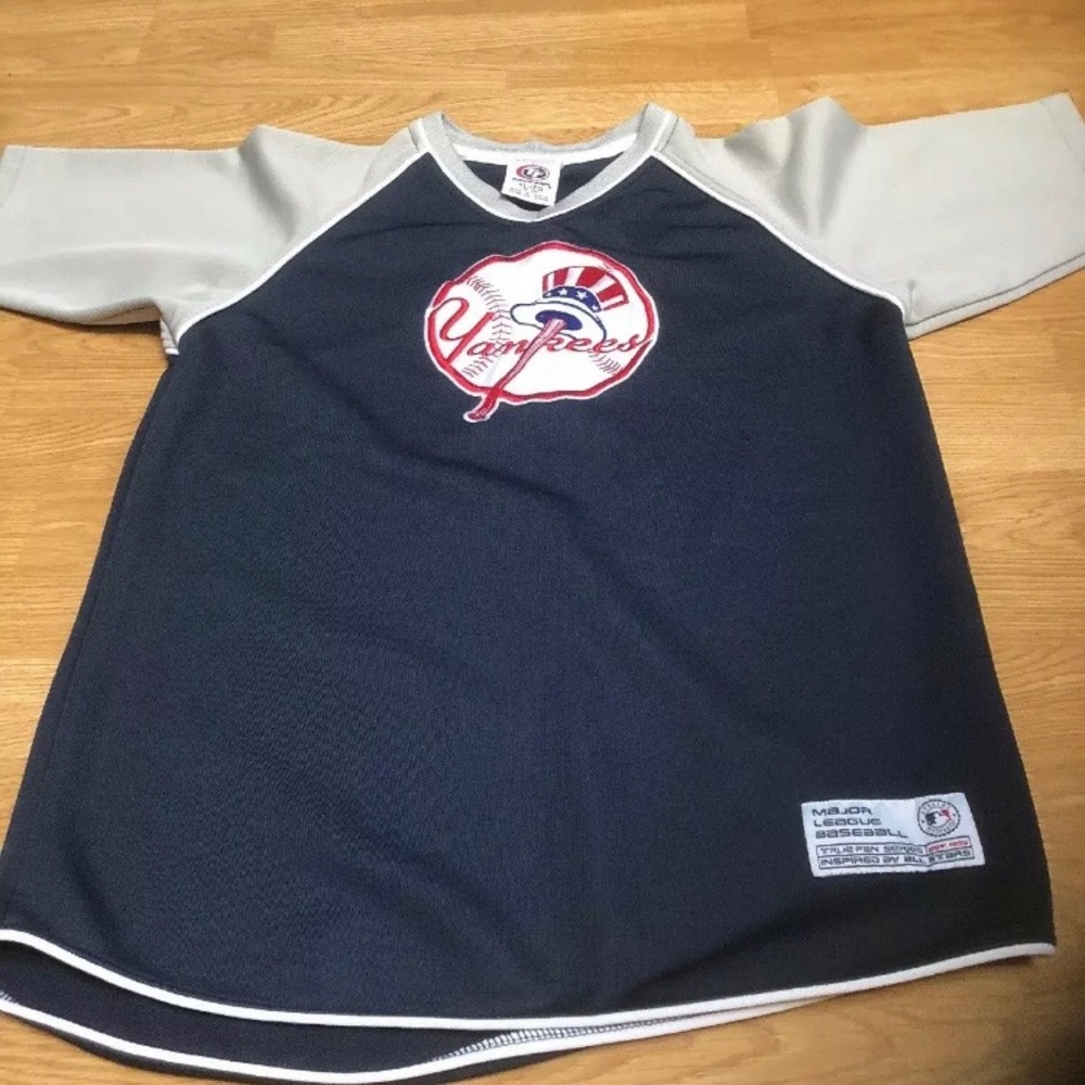 Boys NY YANKEES Shirt XL 16 18 Baseball Jersey ⚾️